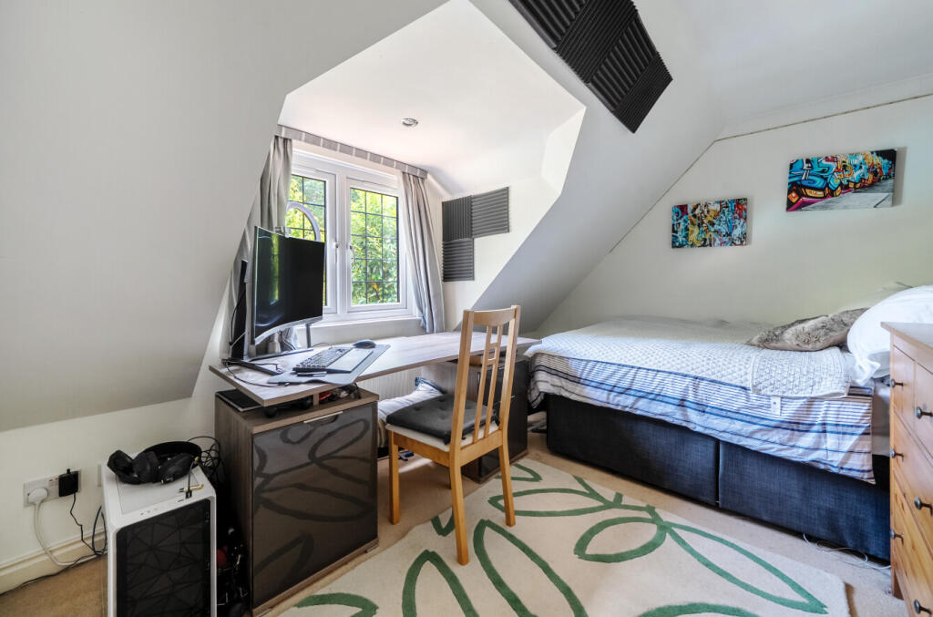 1325016-22-687535...