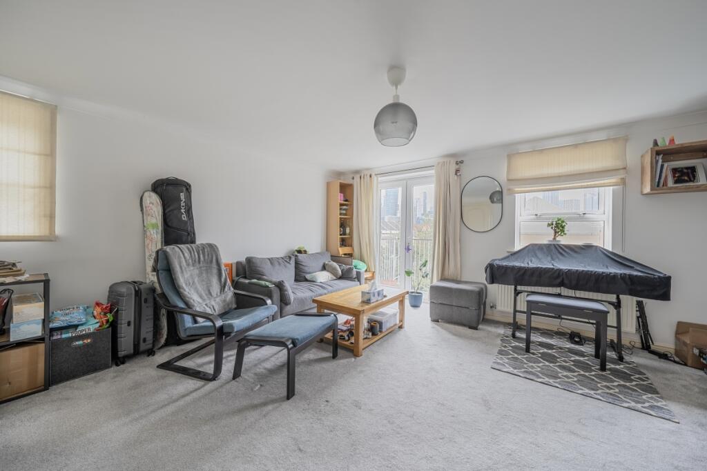 1360462-7-68d6c24...