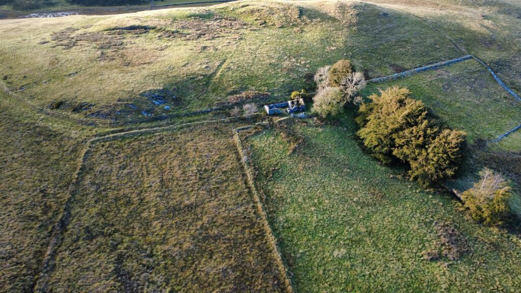 dji_fly_20250923_180130_891_1758704138457_photo_op