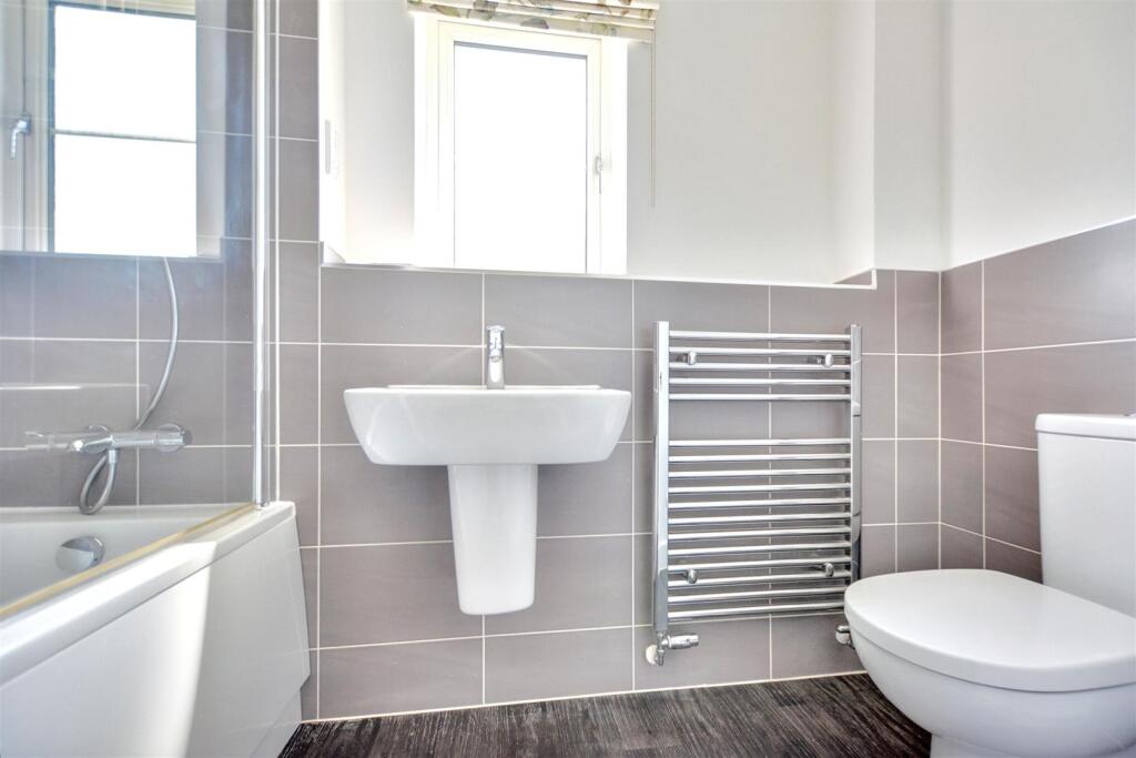 Bathroom.jpeg