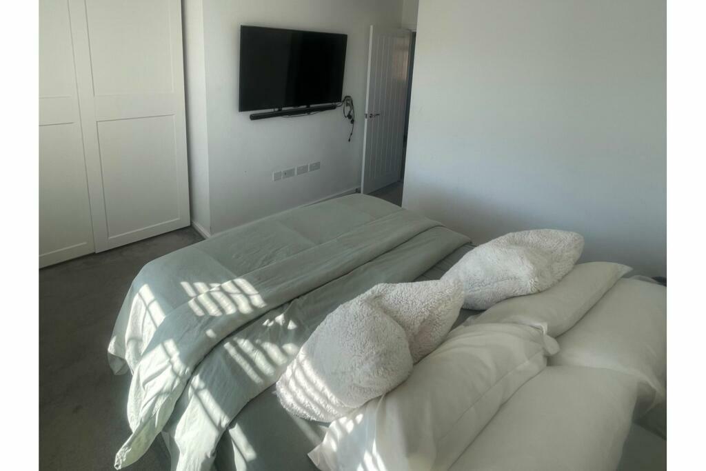 bedroom.jpeg