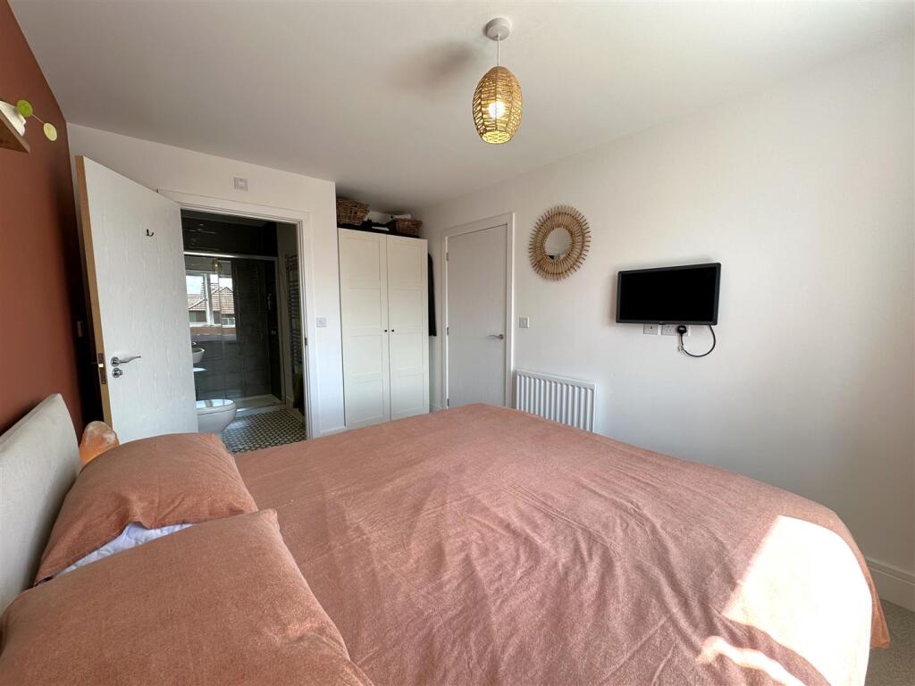 Bedroom One Into En-Suite 651