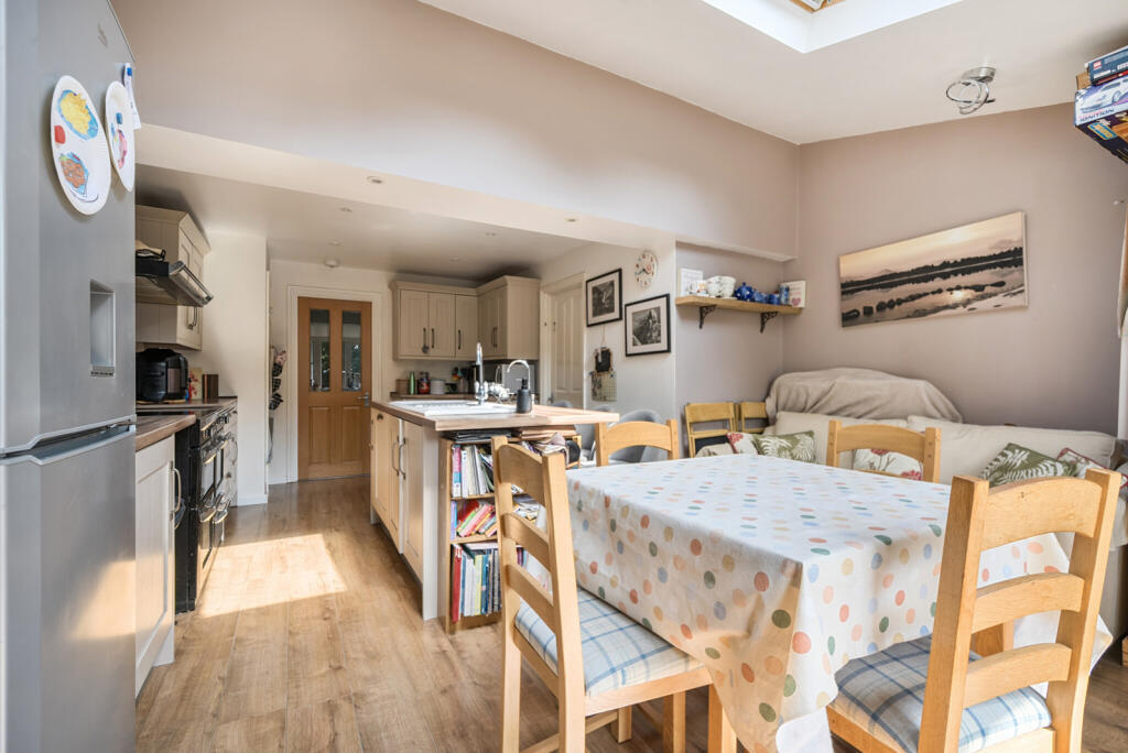 1334816-18-6899fd...