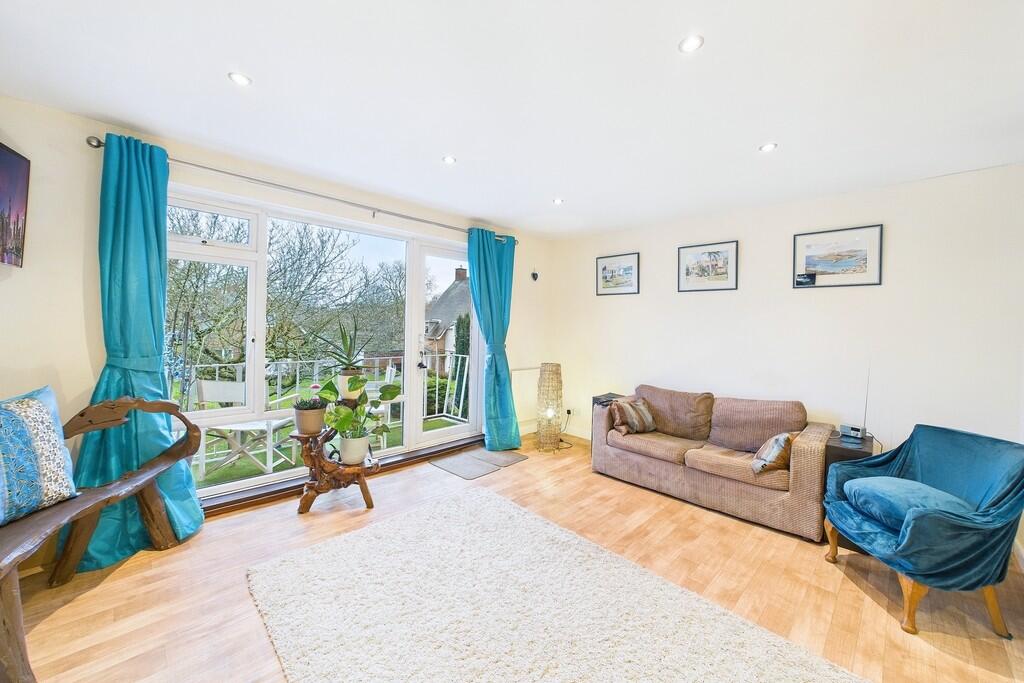 CAM03416G0-PR0121...