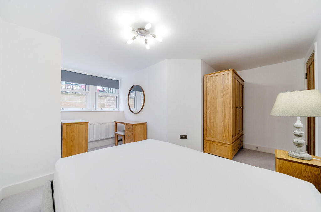 3-68246a4081b35-1...