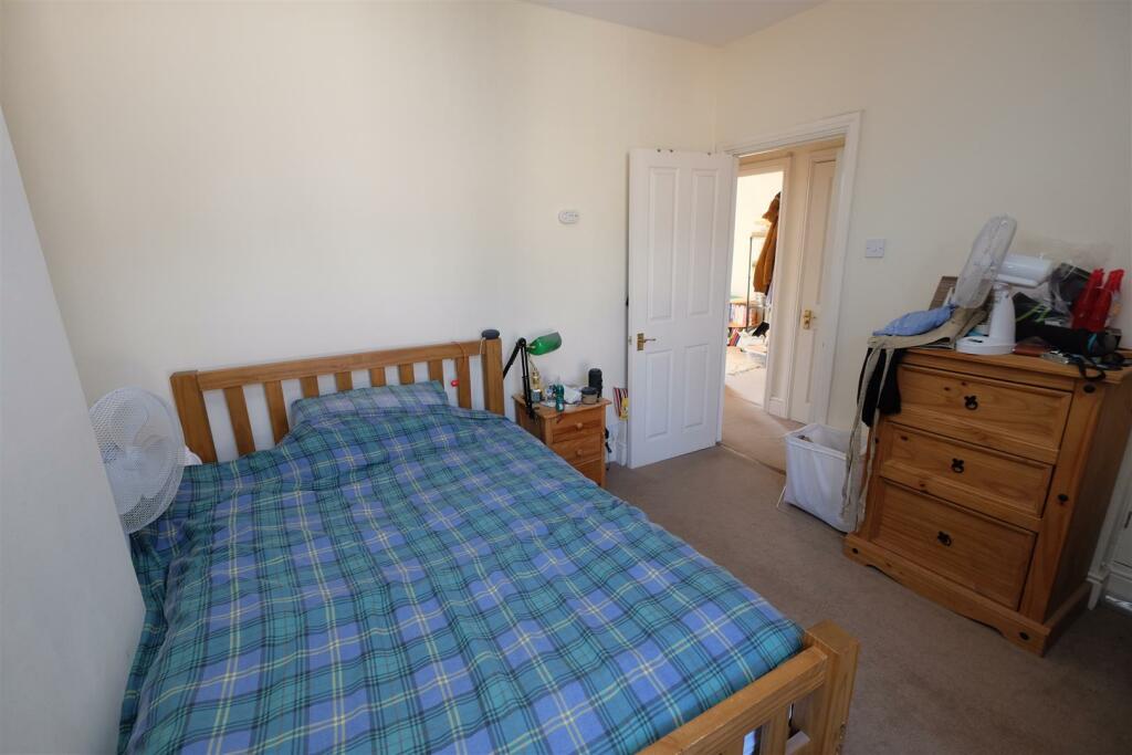 12 North Street, Southville, Bristol BS3 1HT High 