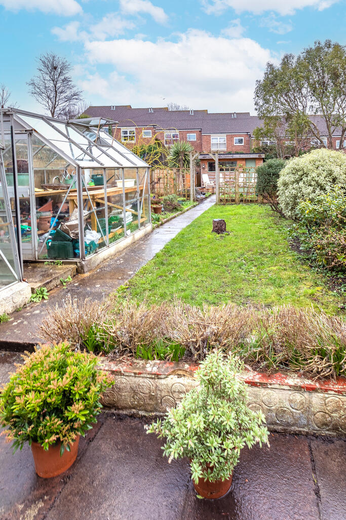 17 Penpol Avenue -47 - sky