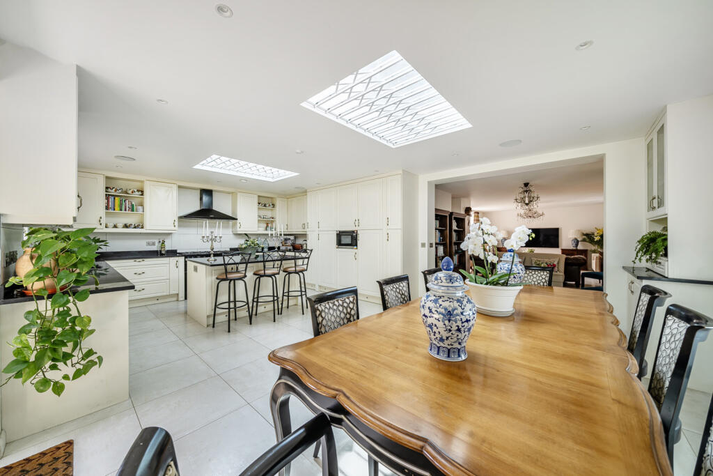 1318982-5-6866c41...