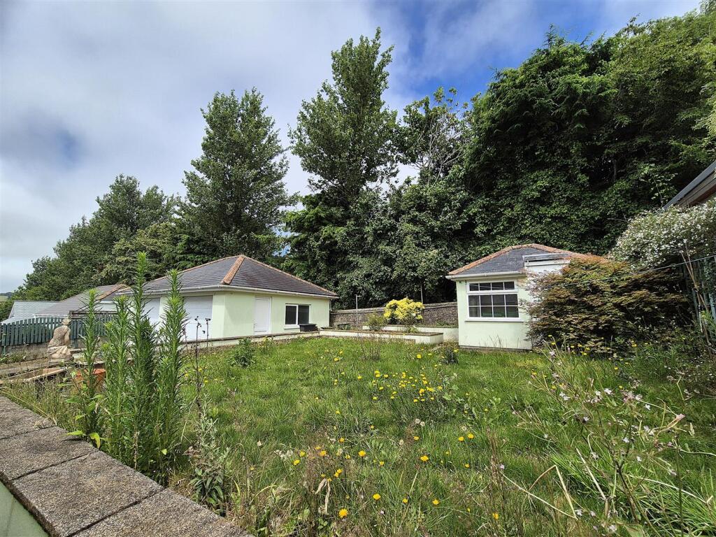 Rear garden.jpg