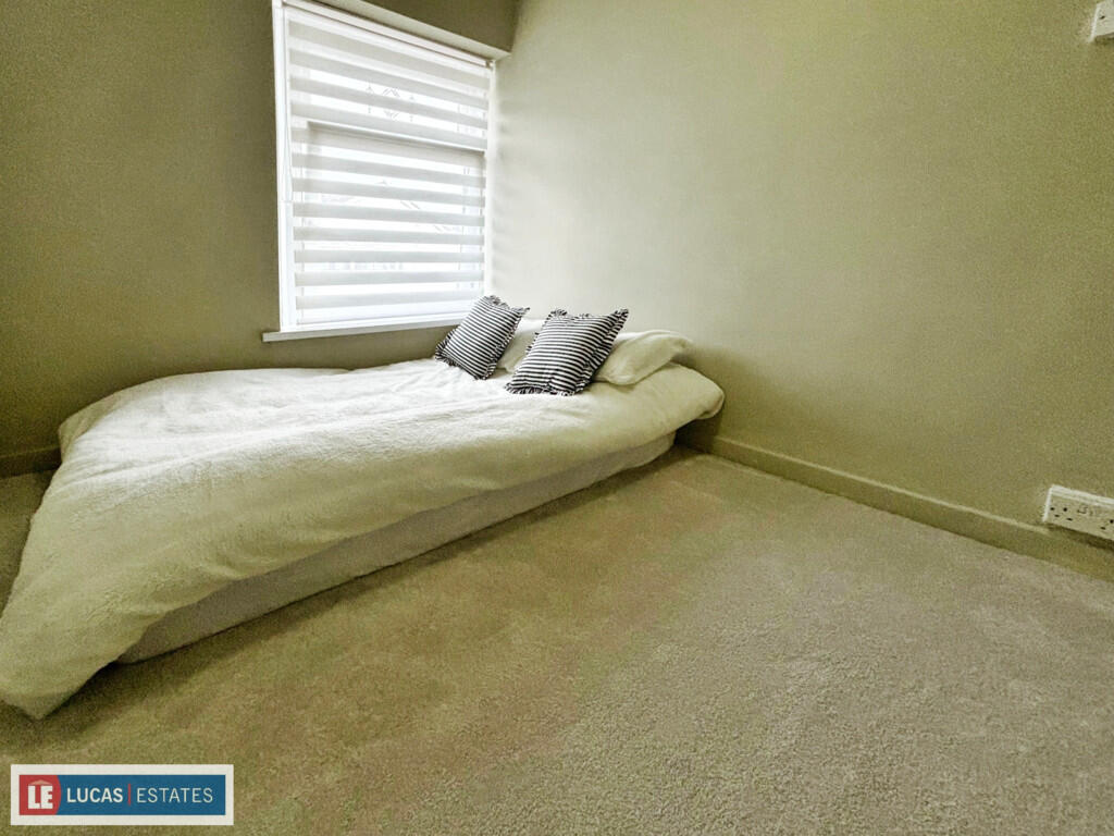 c7dda144-image_pi...