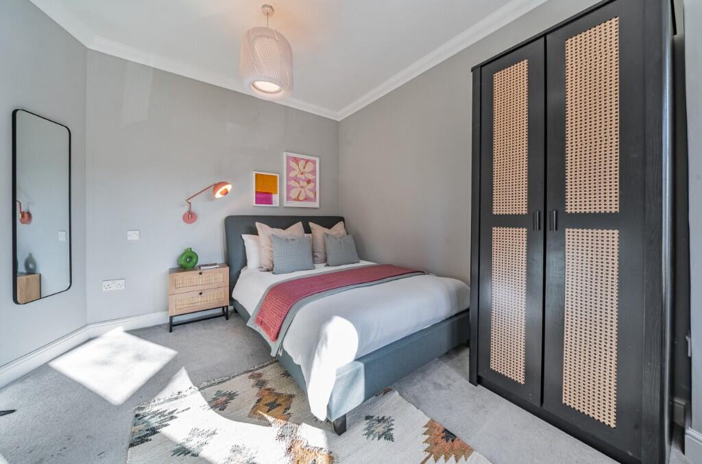 Bedroom 1 - £1,386.6