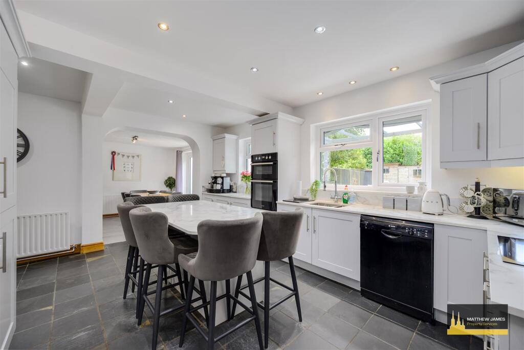 Open Plan Kitchen Room