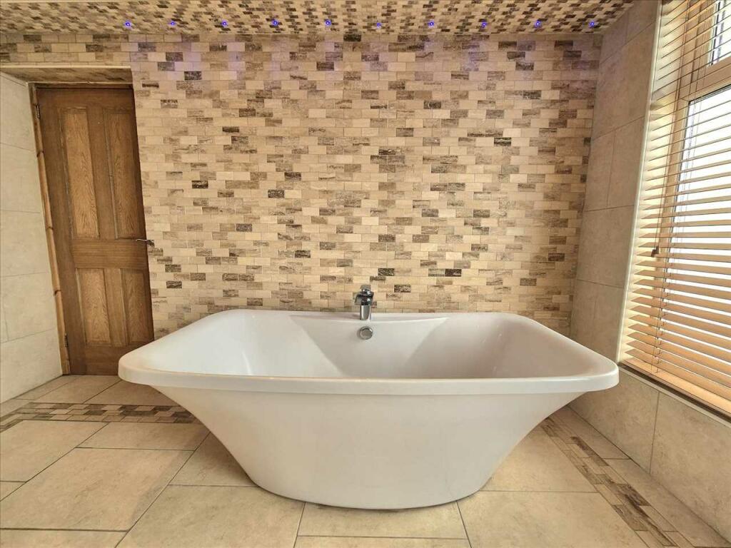 Bathroom-3rd Image