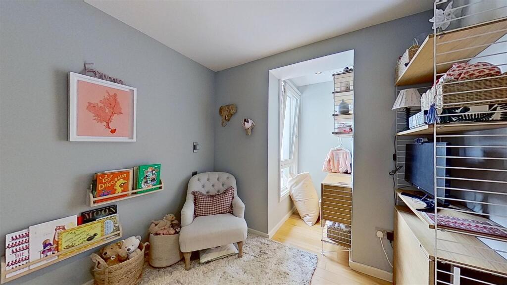 The-Retreat-Furmage-Street-Earlsfield-SW18-0713202