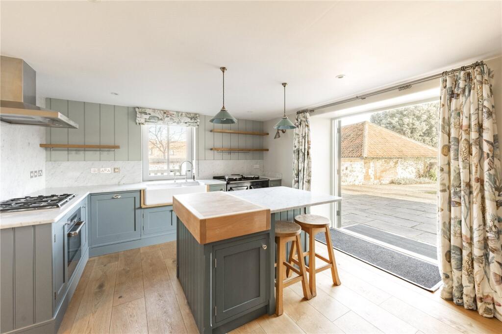 Kitchen 2