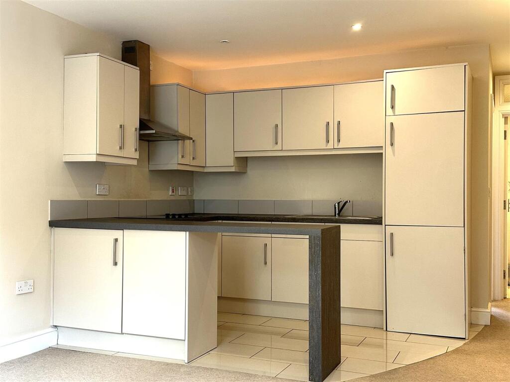Westend Terrace, Gloucester