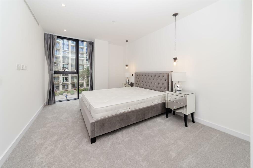 Master Bedroom.jpg