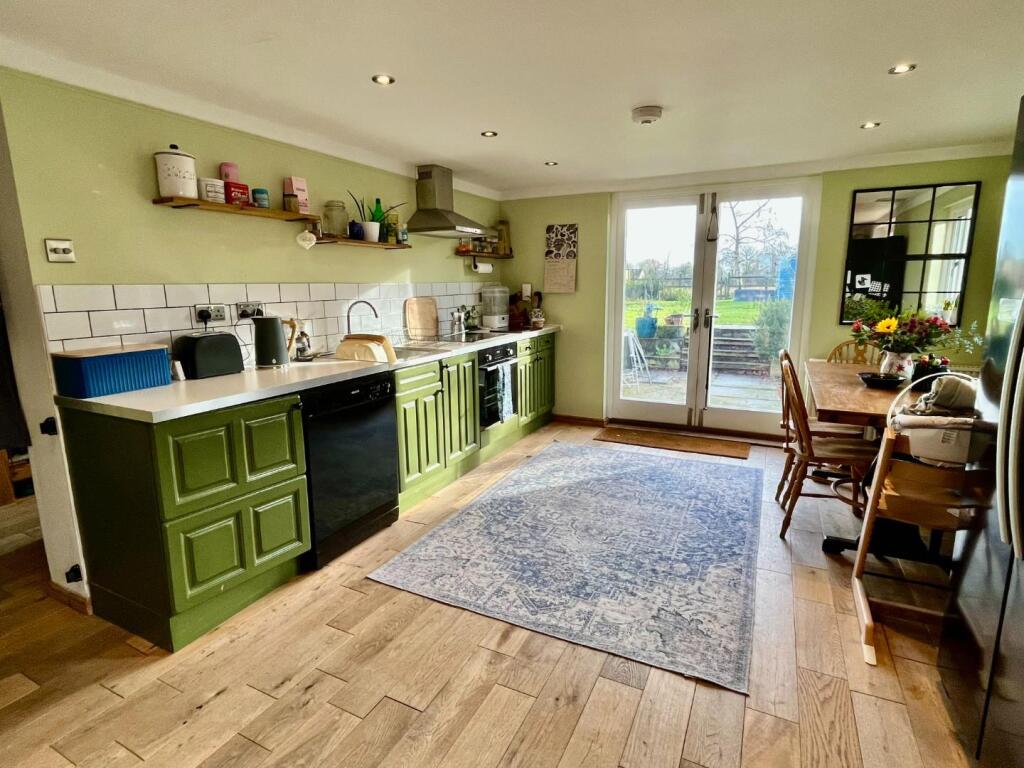 Kitchen/Breakfast Room