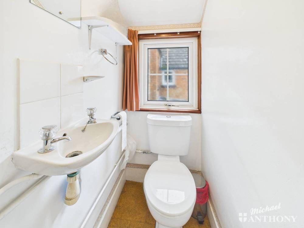 CAM02773G0-PR0361-STILL016-thumbnail-h750-70