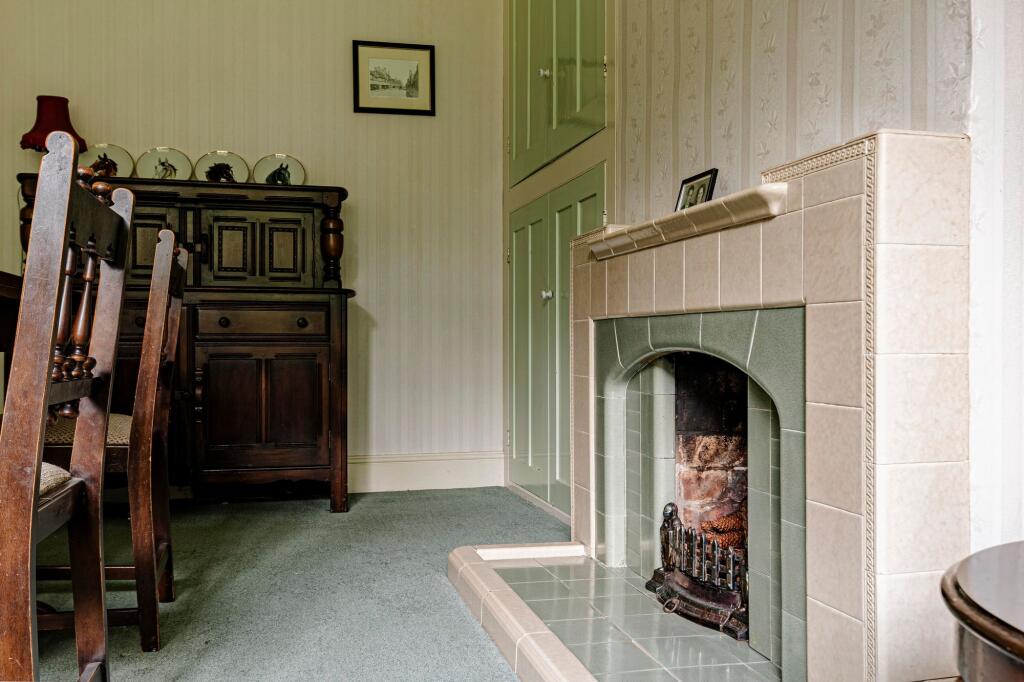 Dining Room (2)