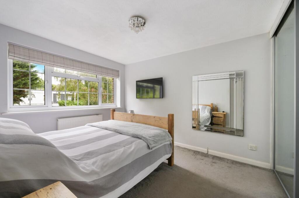 FLEETWOOD CLOSE (2).jpg