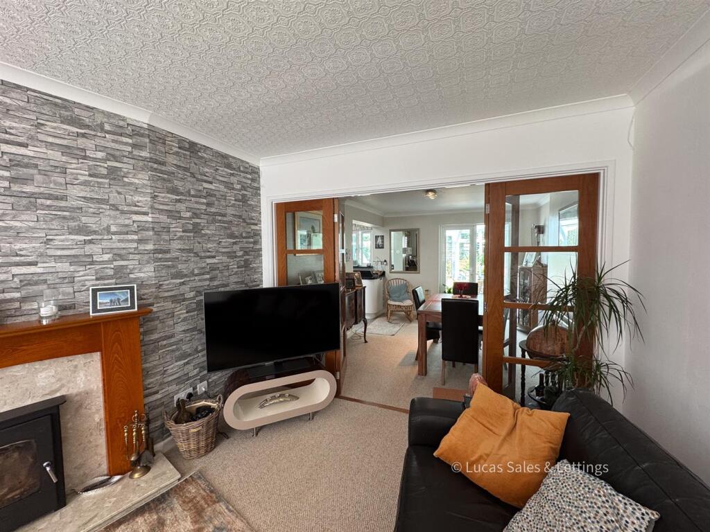 114 Gipsy Lane Kettering-22.jpg