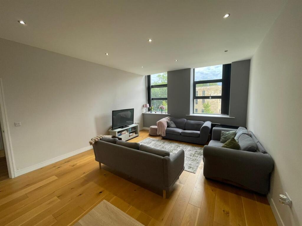 WhatsApp Image 2025-08-01 at 13.55.17.jpeg
