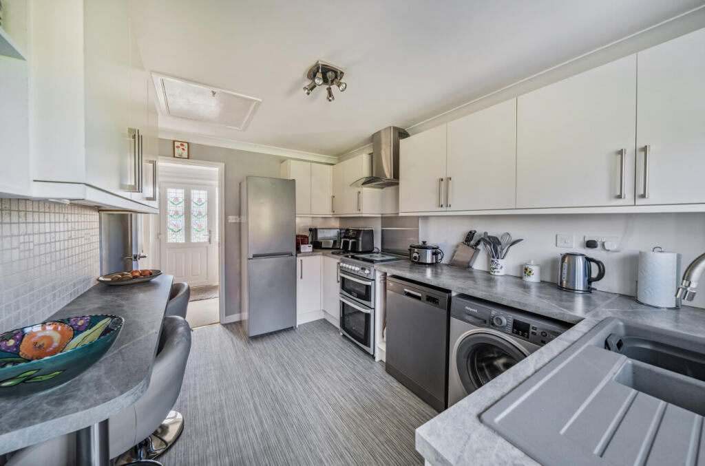 Kitchen/Breakfast Rm