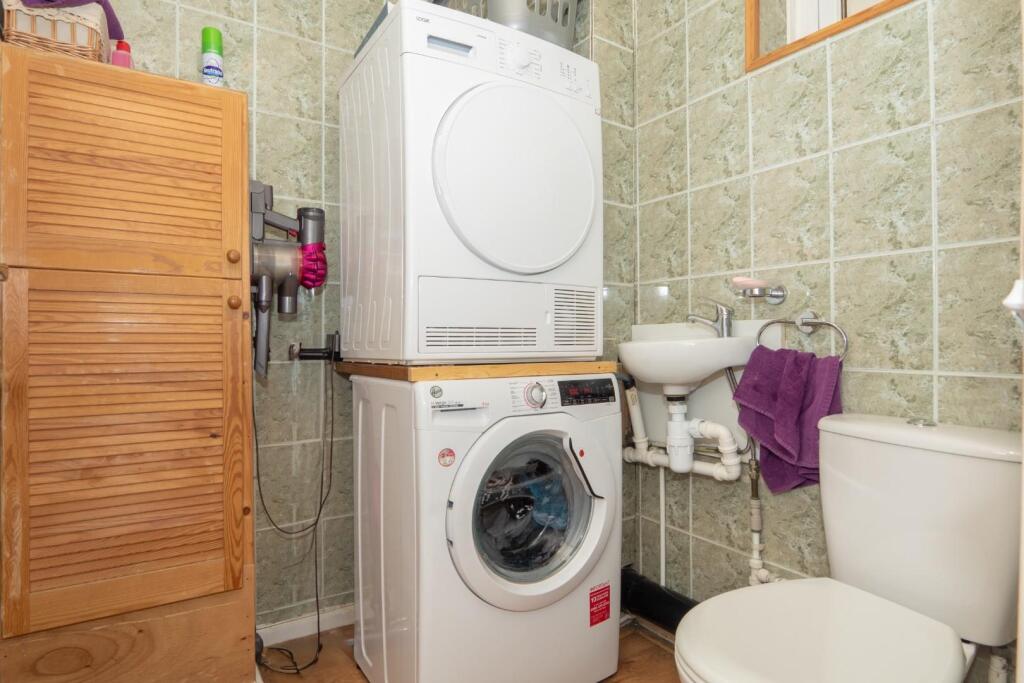 UTILITY ROOM/WC