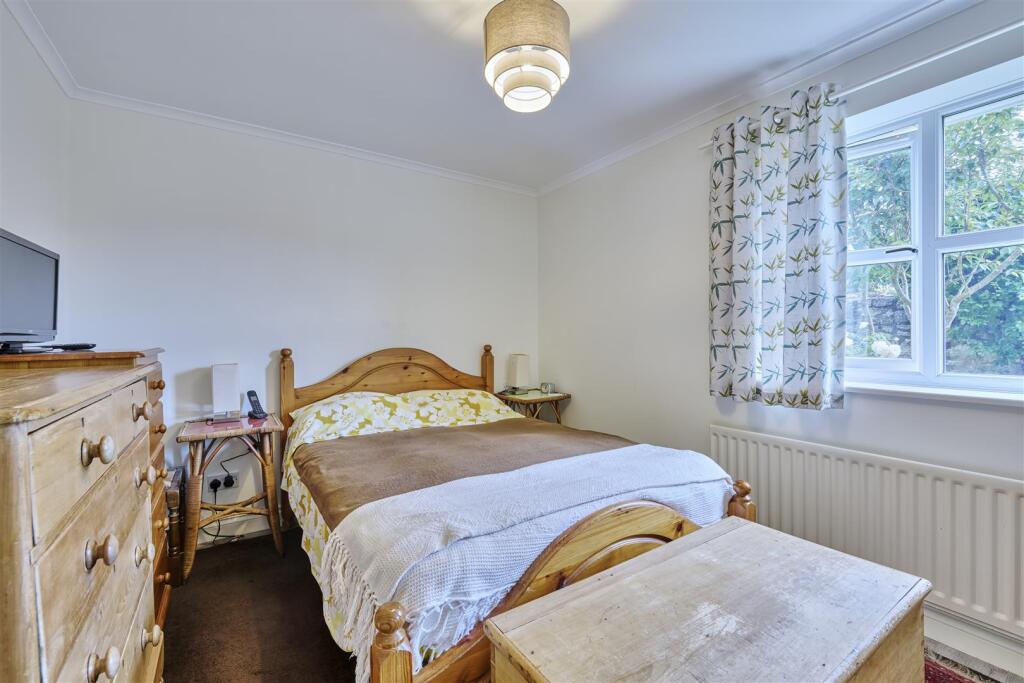 12-08-24-31 The Spirlings Oundle-1573_HDR.jpg