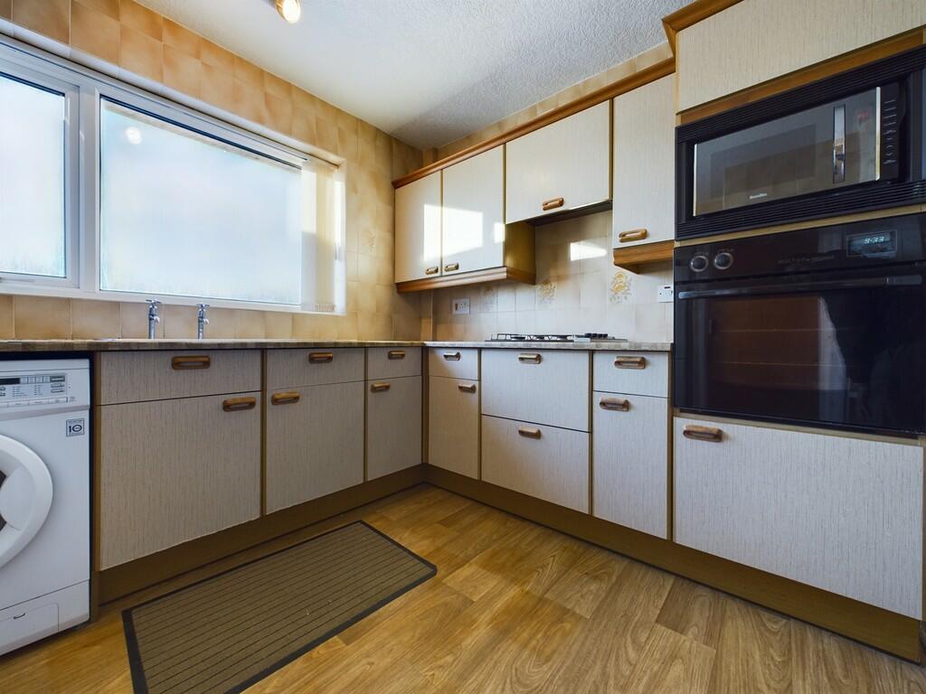 CAM04273G0-PR0042...