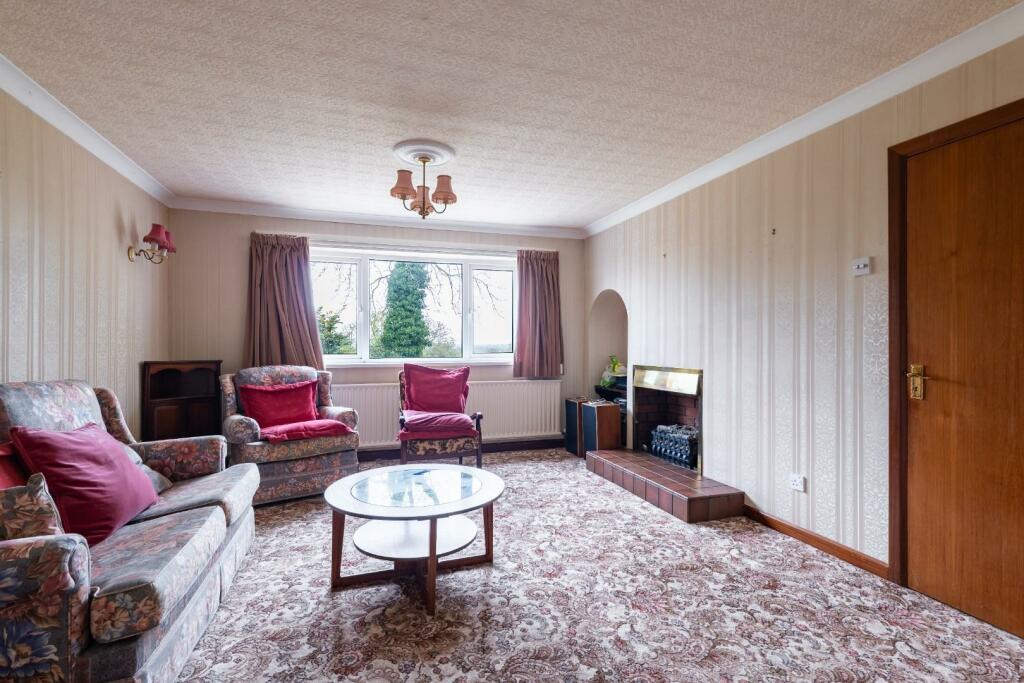 living room-2.jpg