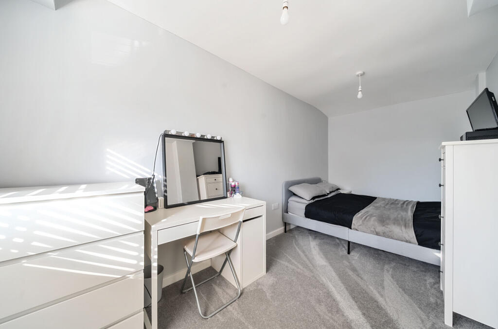 GF Bedroom