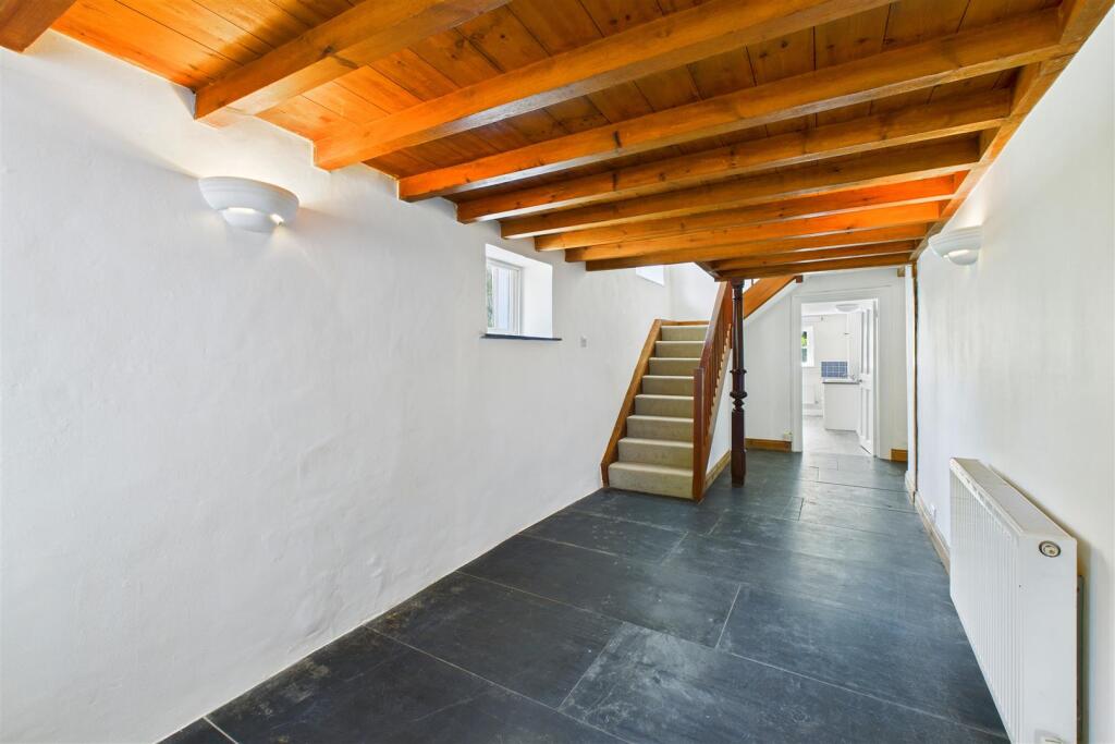 Manuels Farmhouse  Hallway