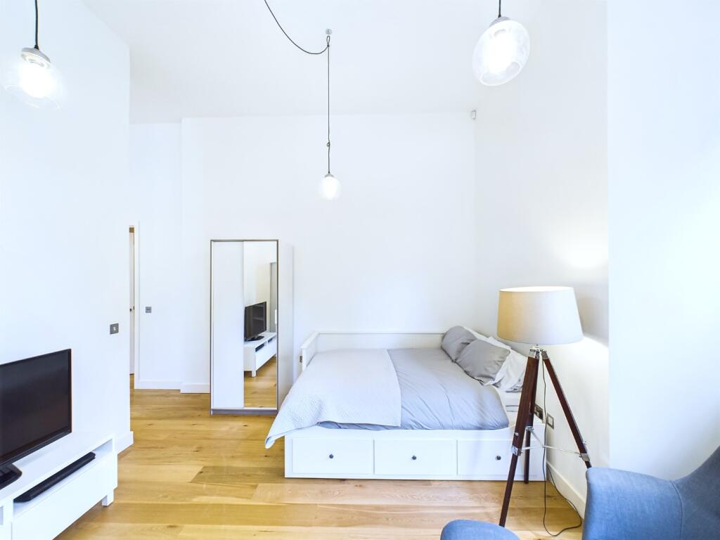 PropertyImages
