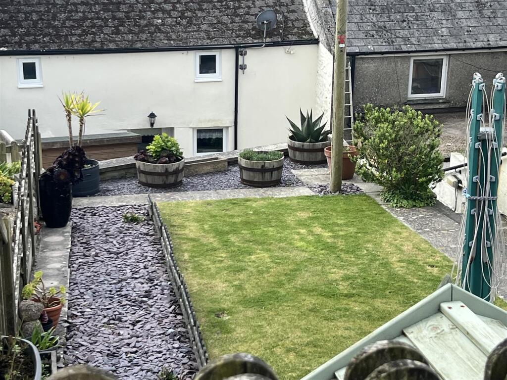 Garden, Parking &amp; Views