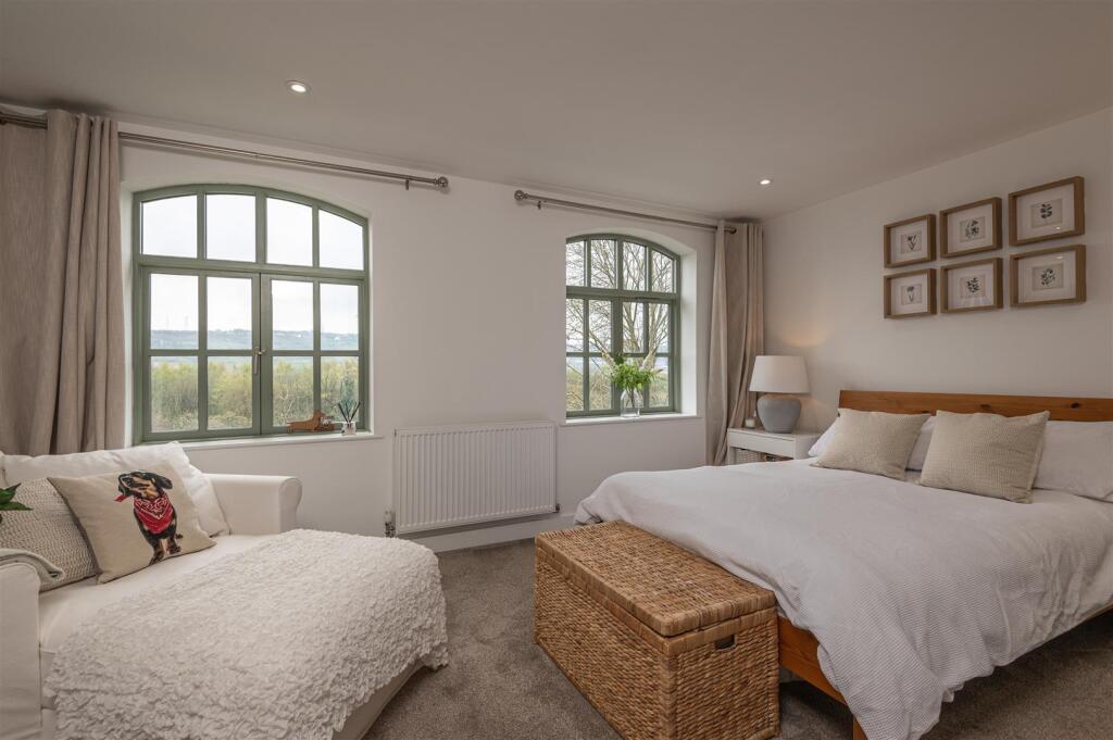 Master Bedroom Suite