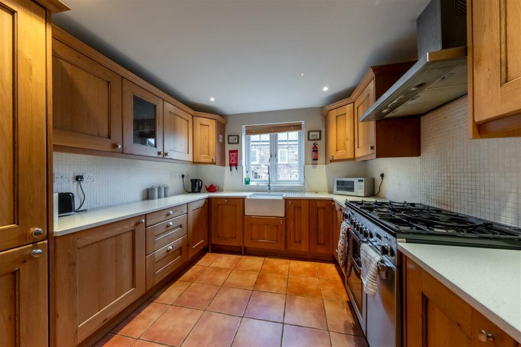 26A Forest Road-001.jpg