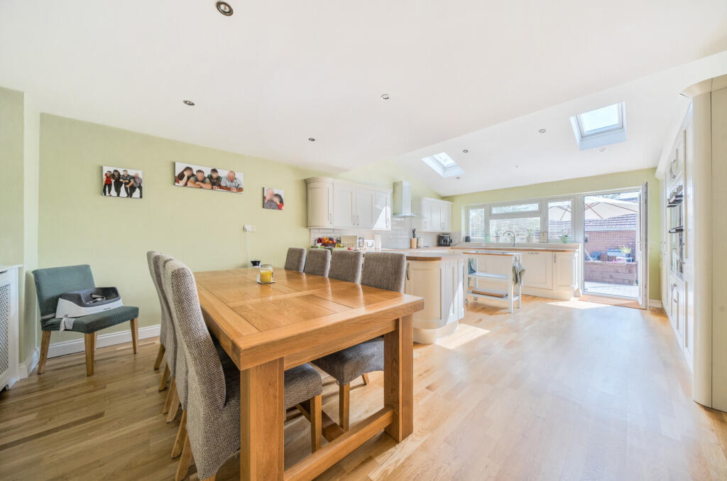 1340356-39-689f5a...