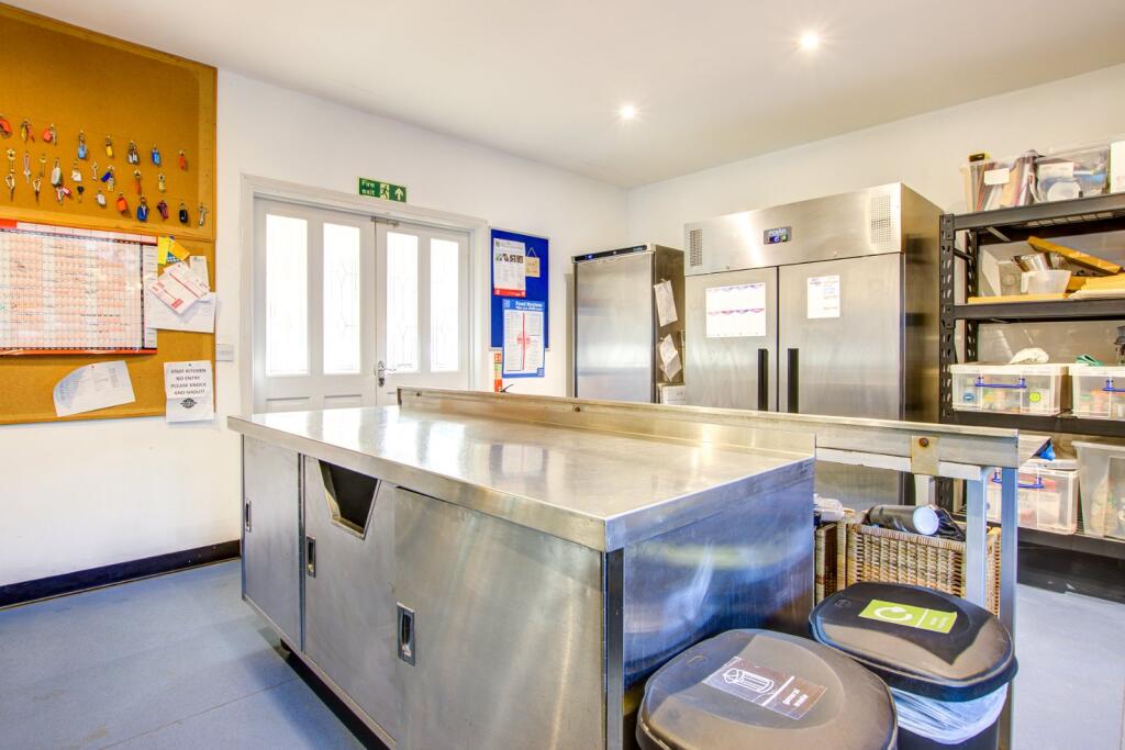 Commercial Kitchen 2