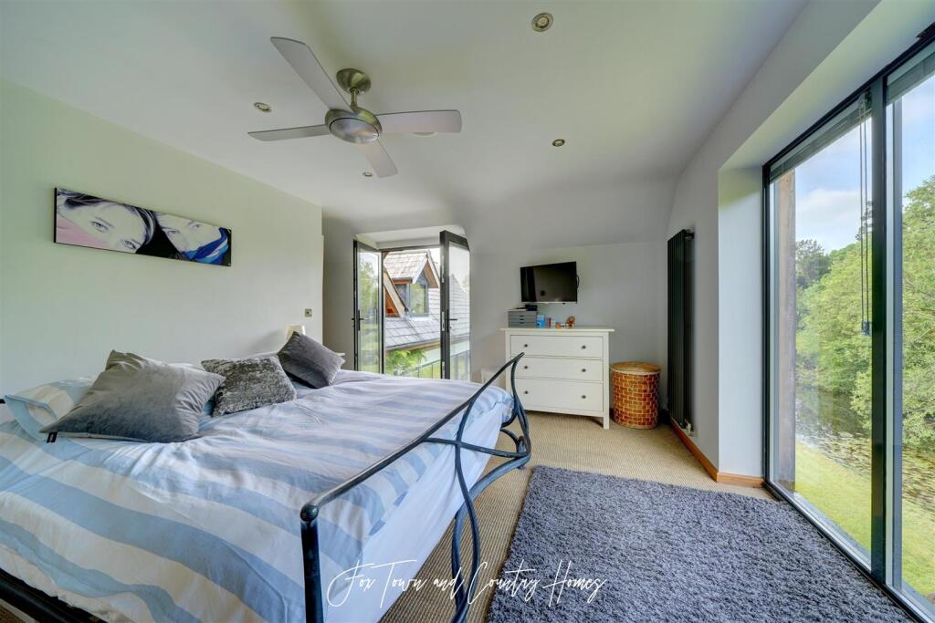 The Lake House (36).jpg