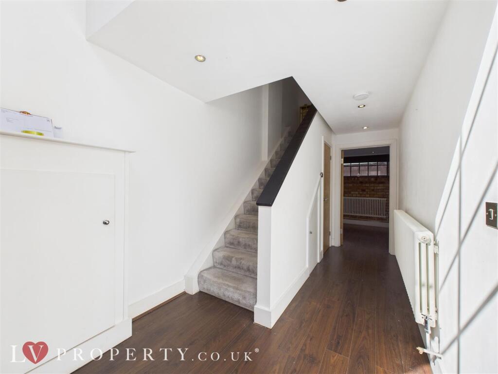 CAM05016G0-PR0110-ST