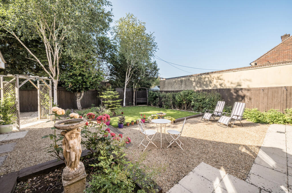 1310788-24-685305...