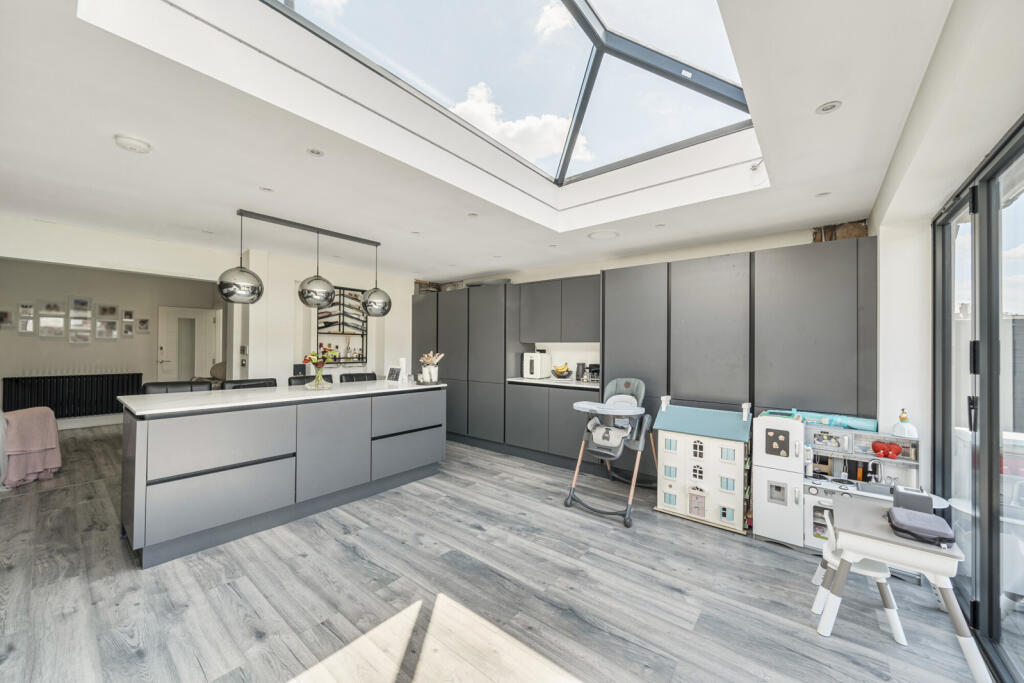 1306272-9-6852c75...