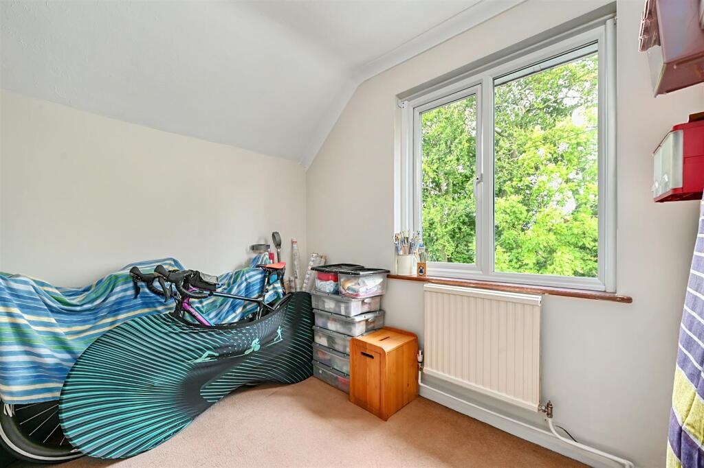 Foredown Road, BN41 (12).jpg