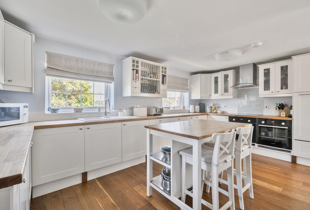 1313597-12-6852d1...