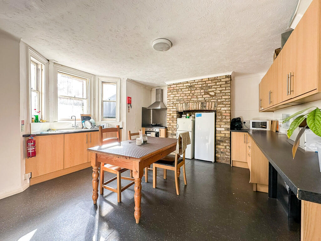 Communal Kitchen ...