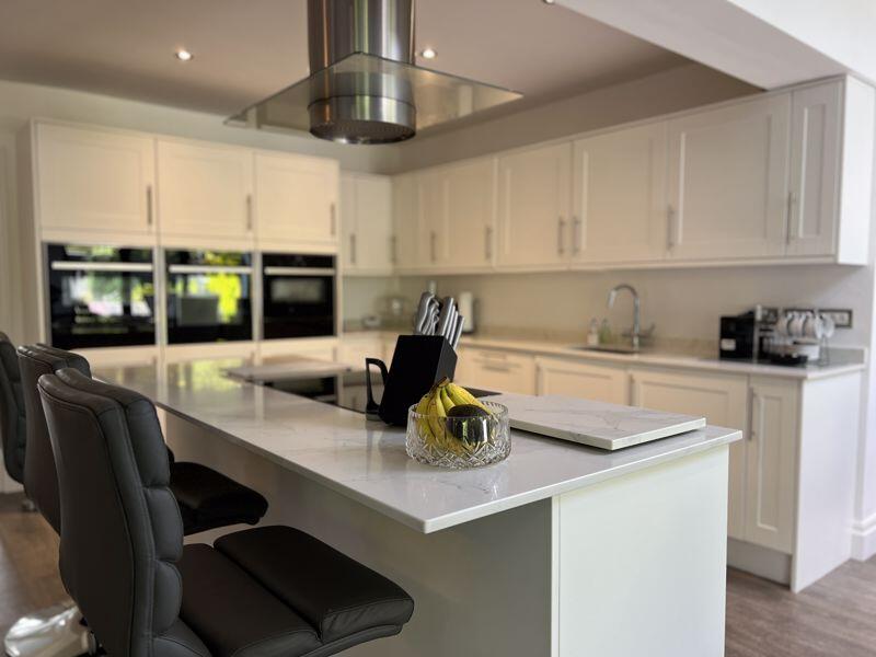 Feature Kitchen