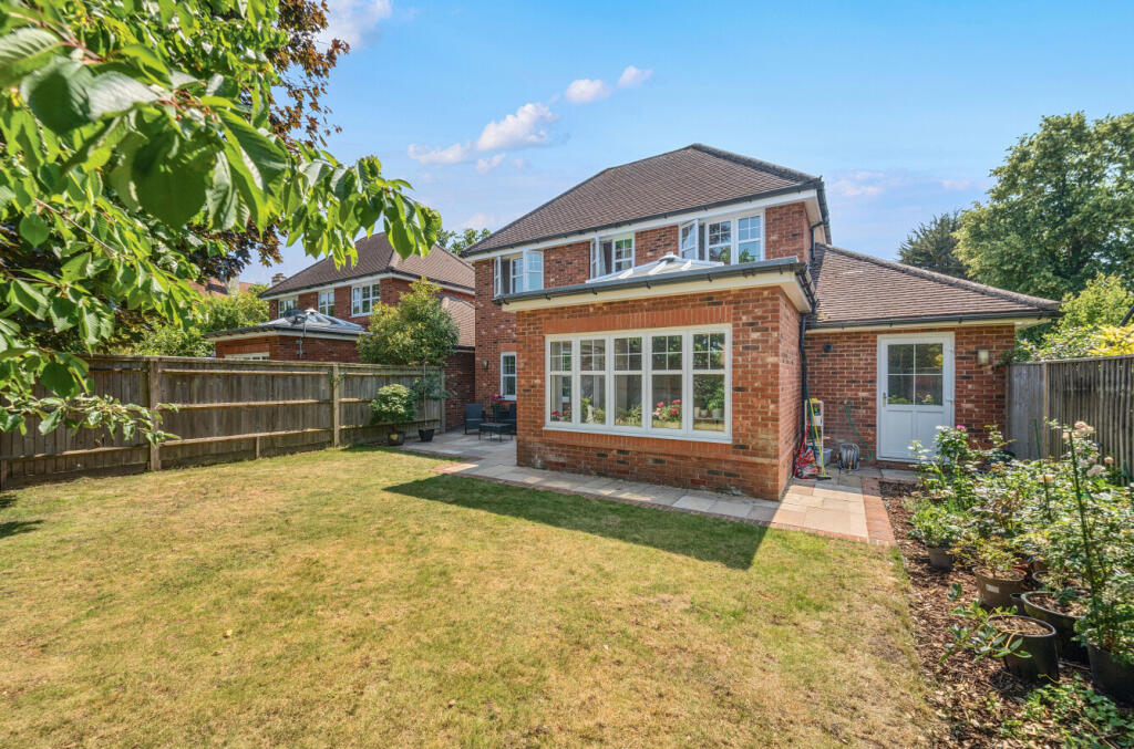 1312588-12-685423...