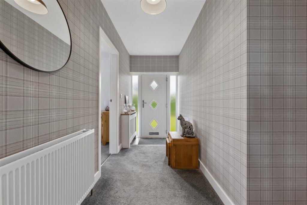 5 Main Street-01.jpg